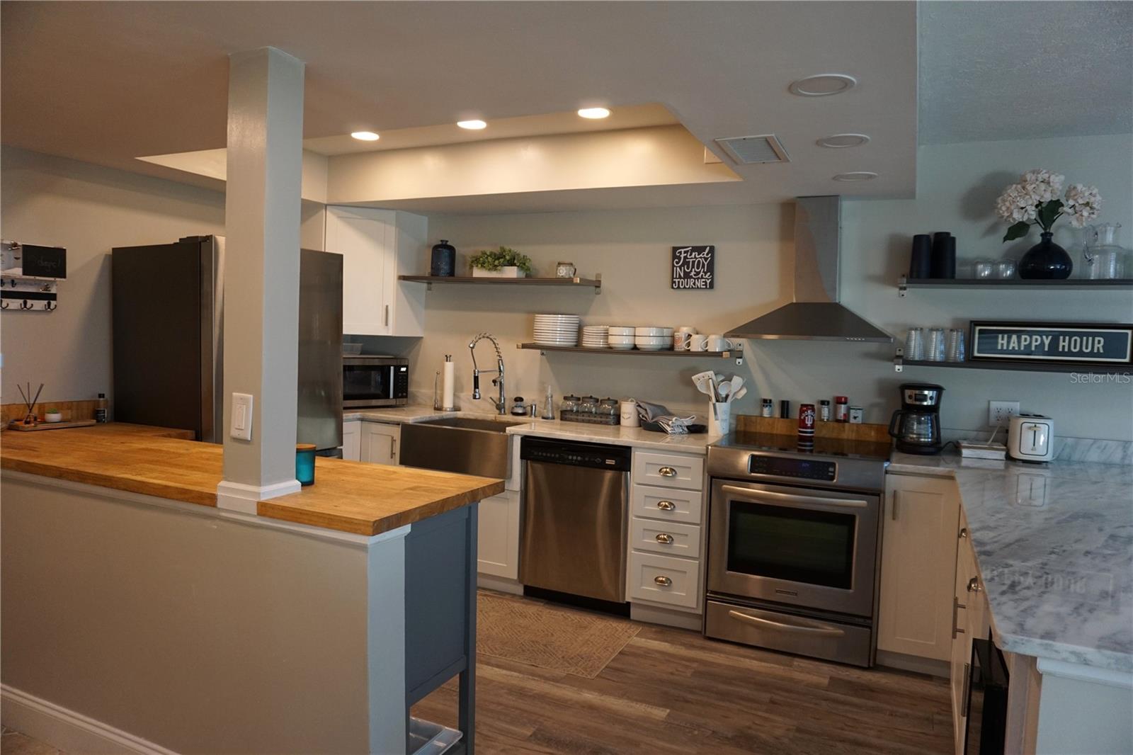 534 PINELLAS BAYWAY S #204 — photo 12