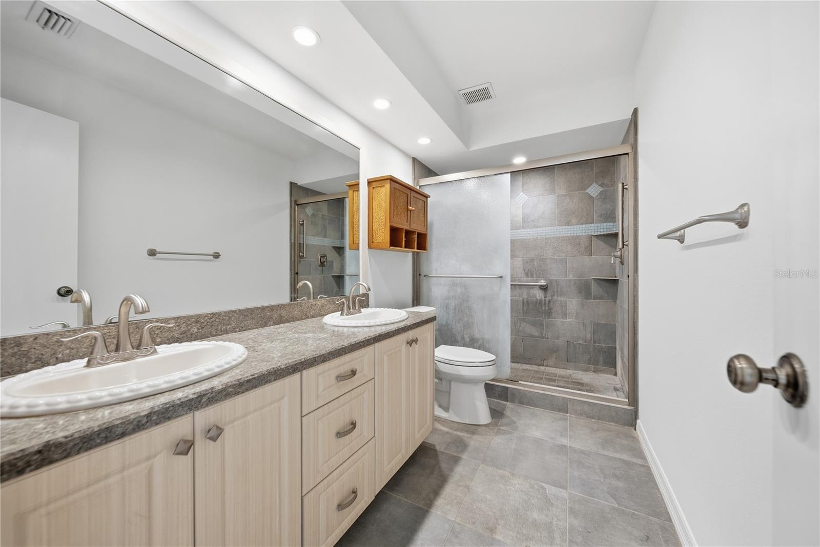 4520 SOUTHAMPTON CT #4520 — photo 14