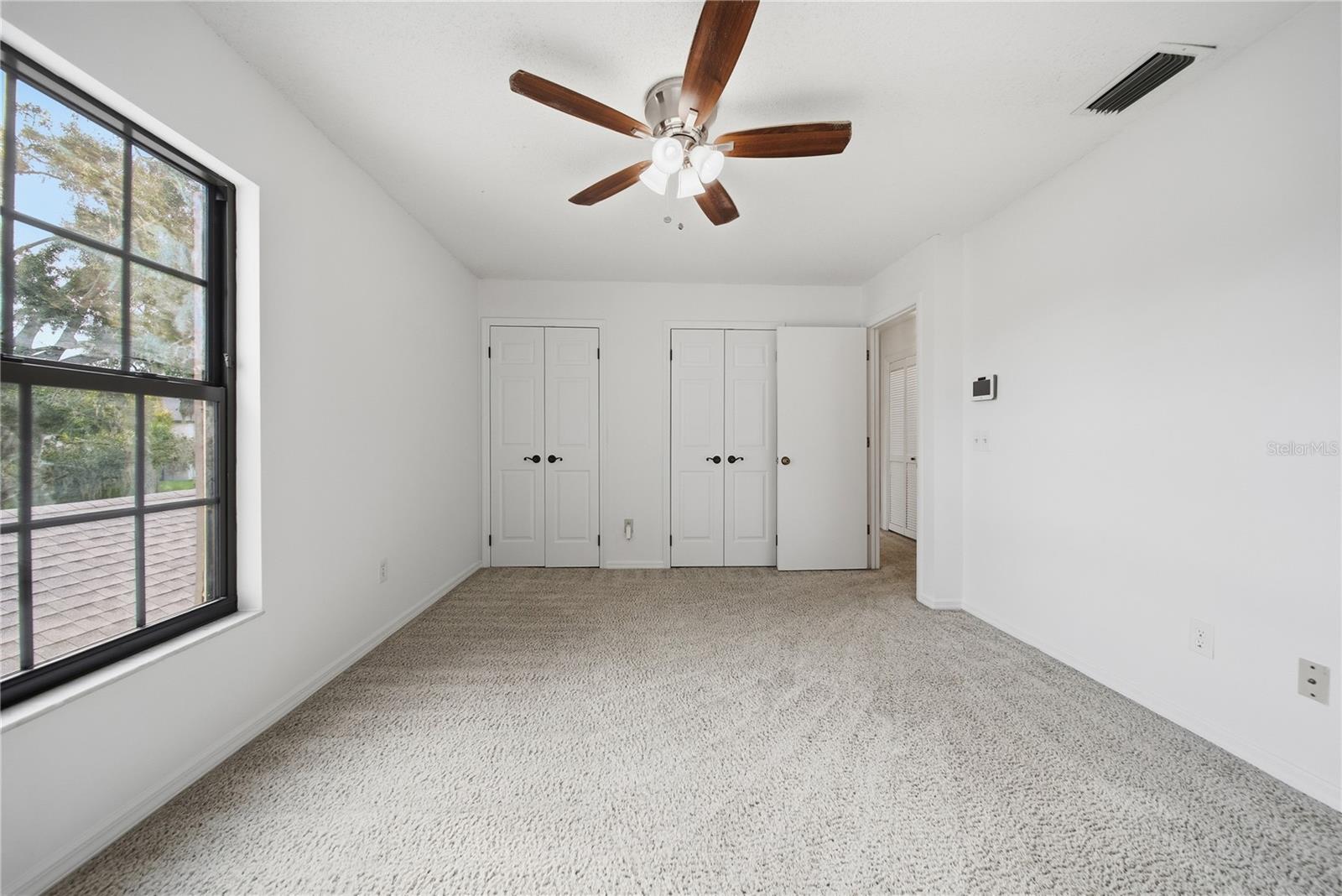 4520 SOUTHAMPTON CT #4520 — photo 16