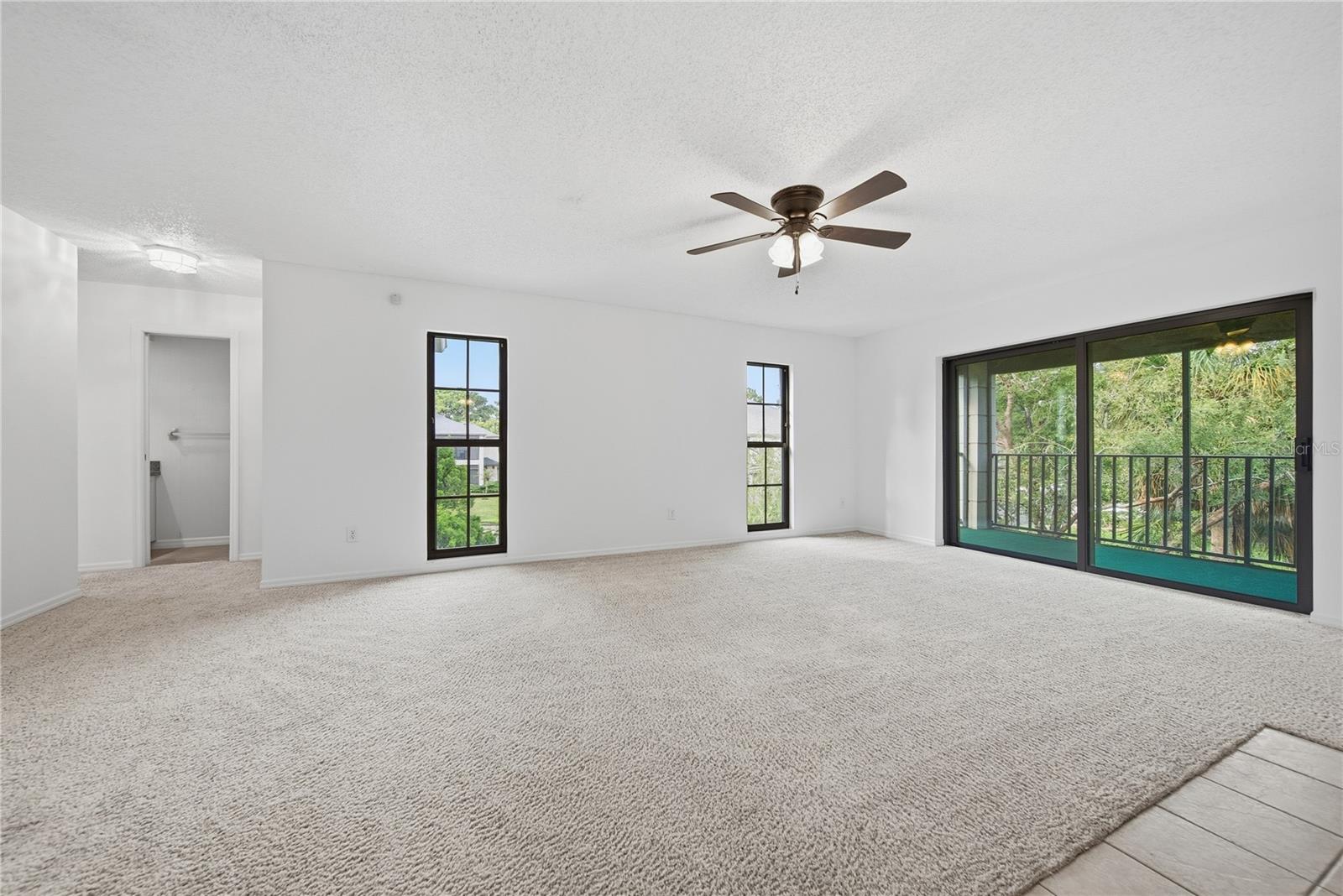 4520 SOUTHAMPTON CT #4520 — photo 9