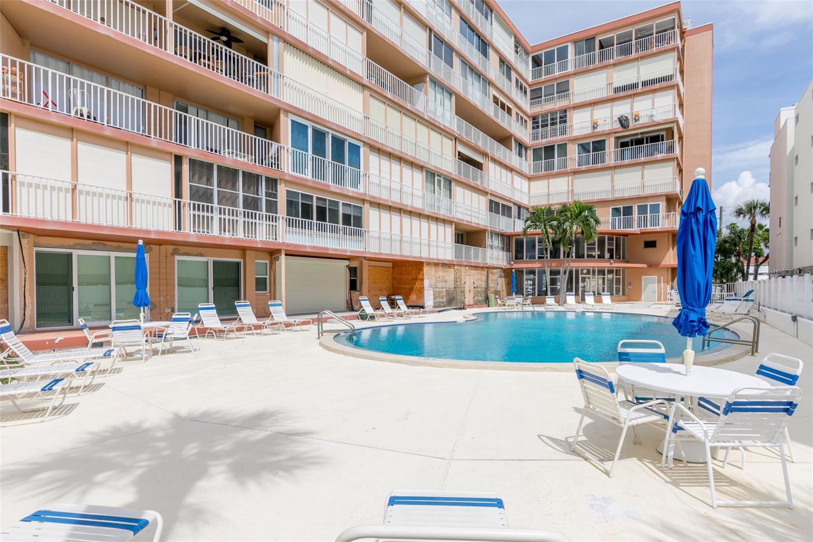 16400 GULF BLVD #502 — photo 32