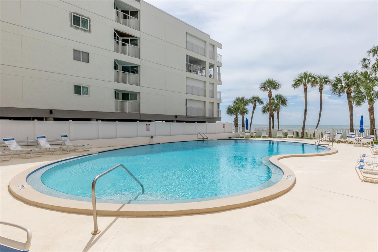 16400 GULF BLVD #502 — photo 31