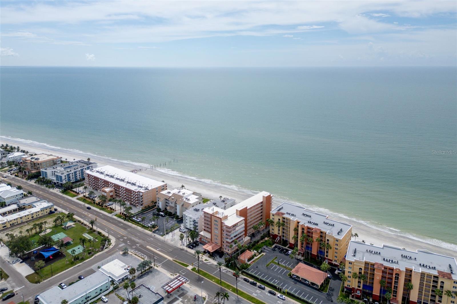 16400 GULF BLVD #502 — photo 8