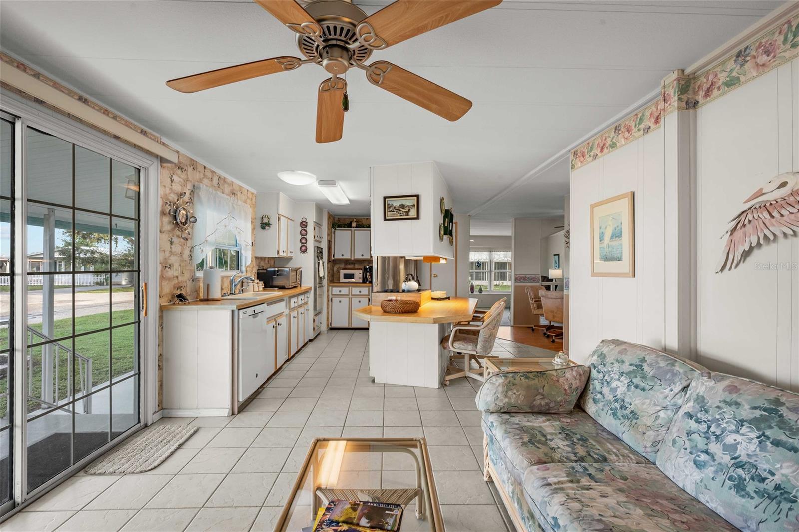 5352 PLANT ST — photo 22
