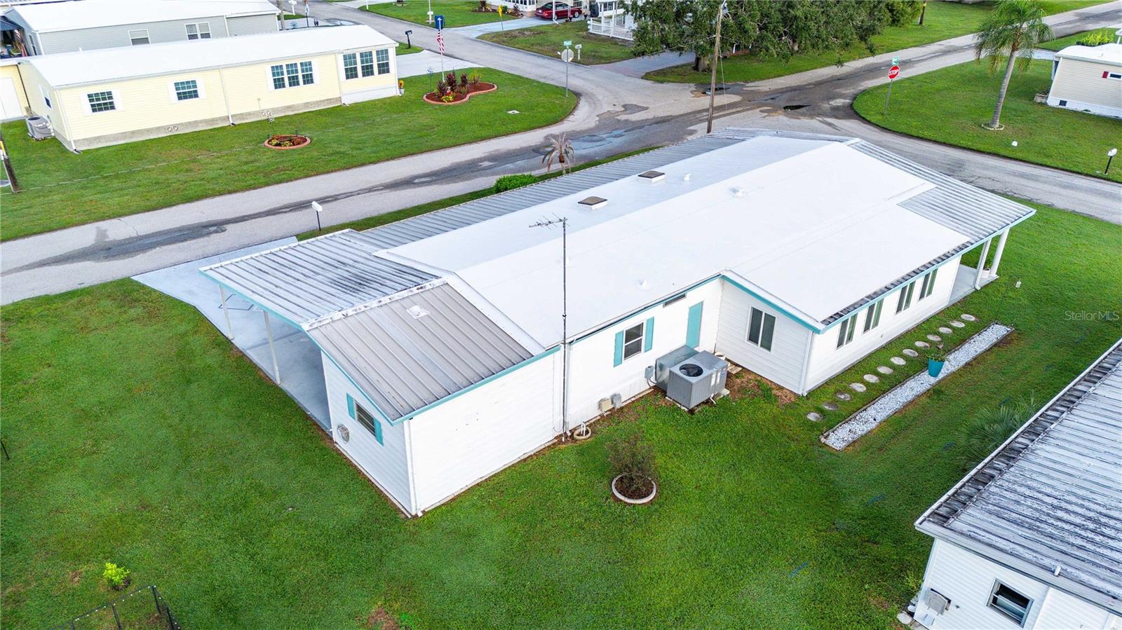 5352 PLANT ST — photo 10