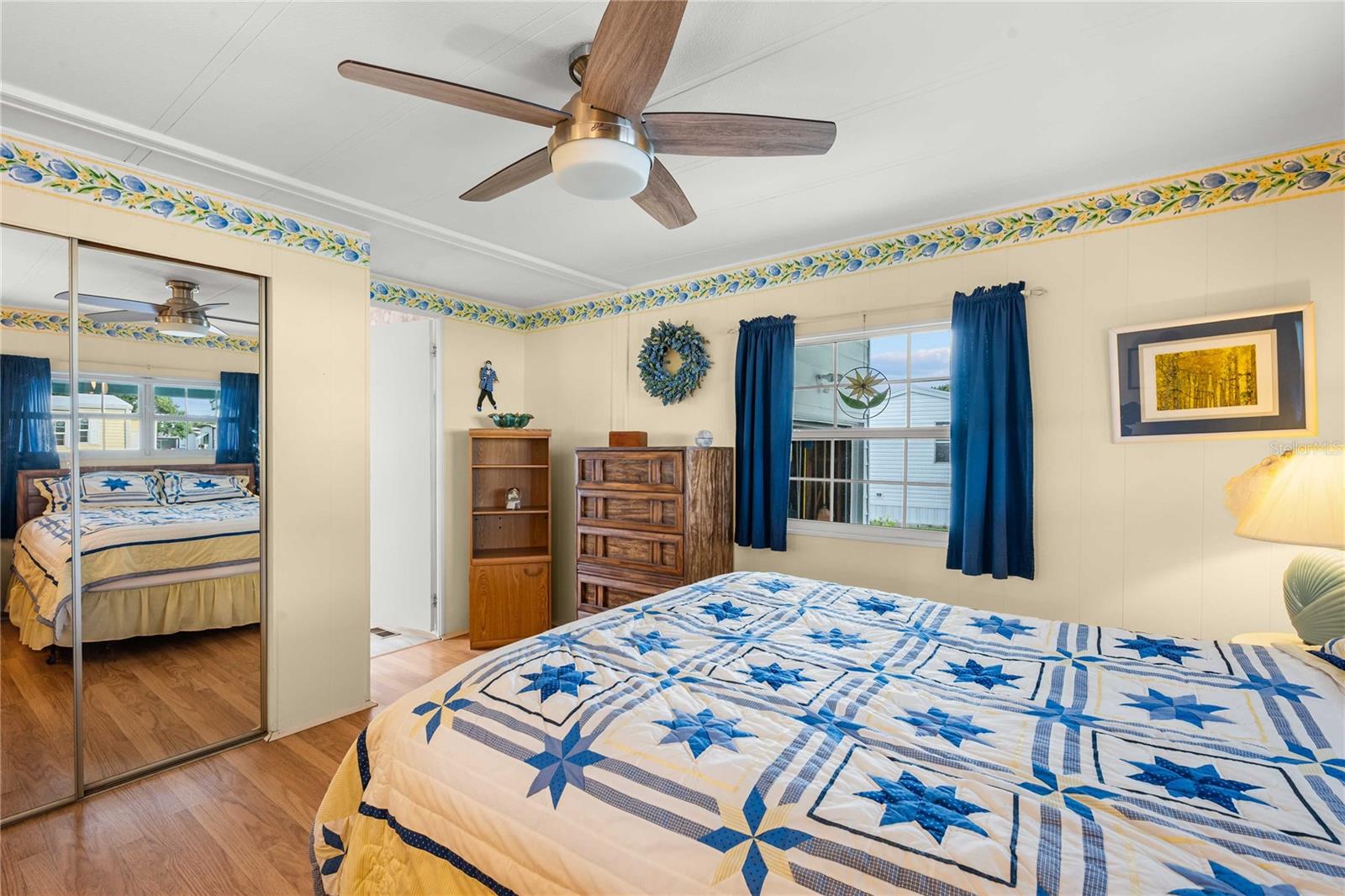 5352 PLANT ST — photo 31