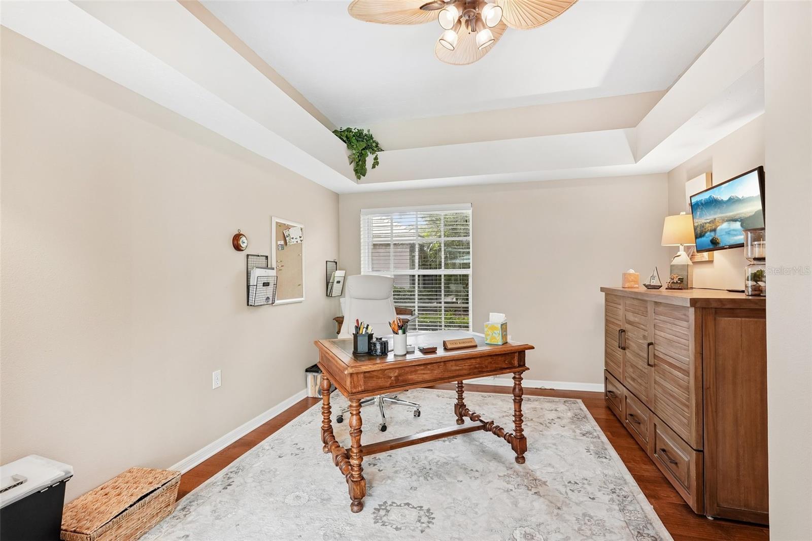 444 FIELDSTONE DR — photo 15