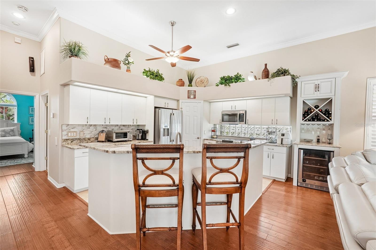 444 FIELDSTONE DR — photo 11