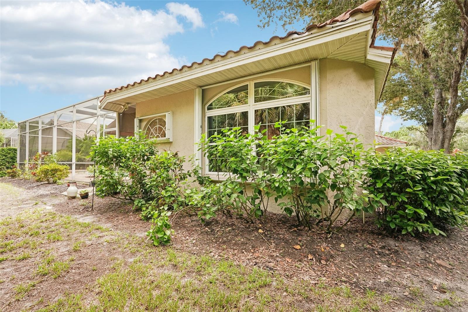444 FIELDSTONE DR — photo 40