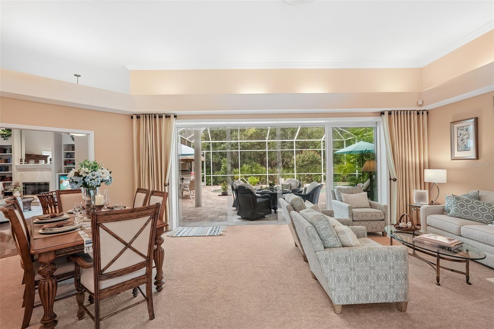 444 FIELDSTONE DR — photo 3