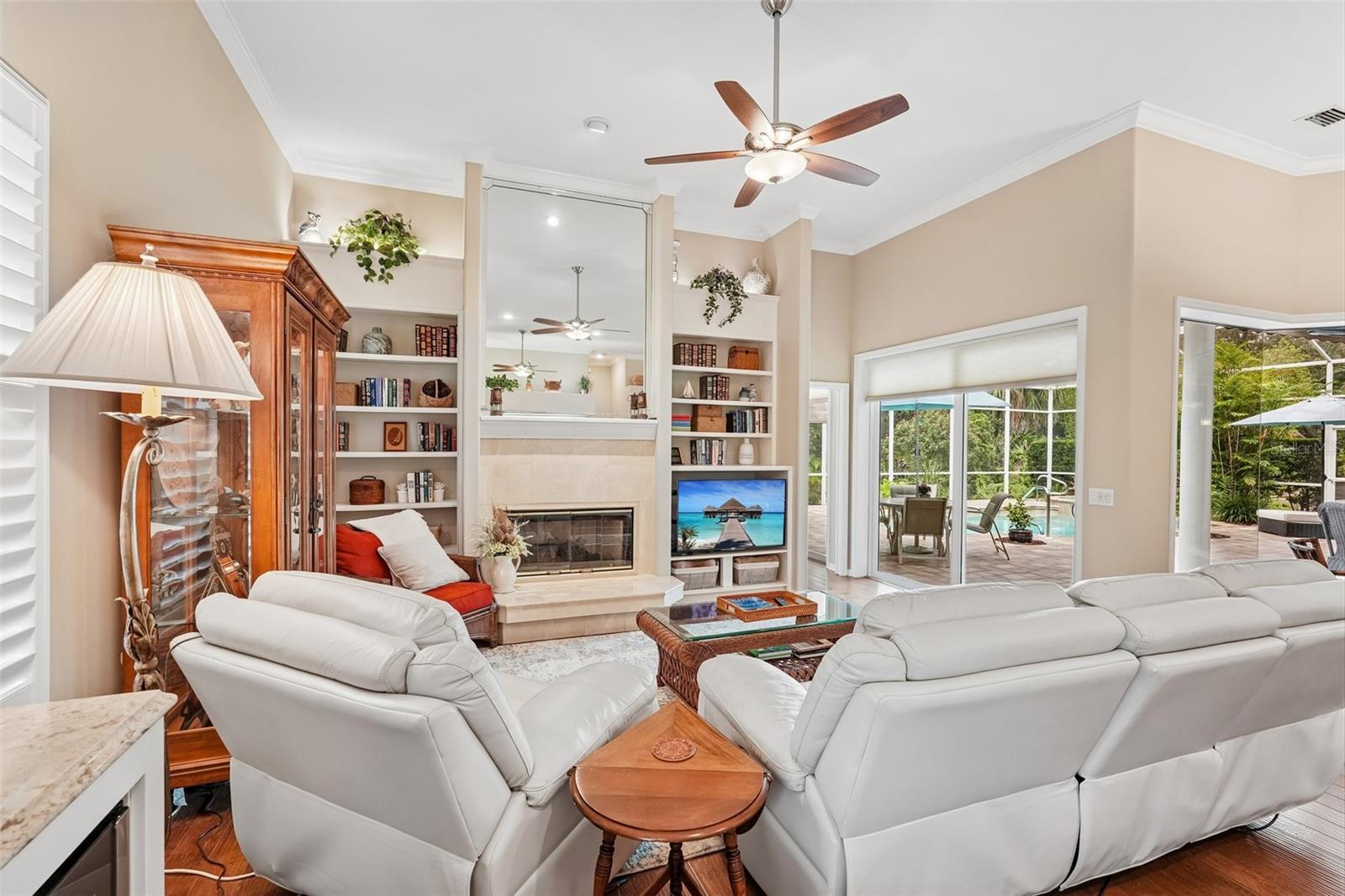 444 FIELDSTONE DR — photo 8