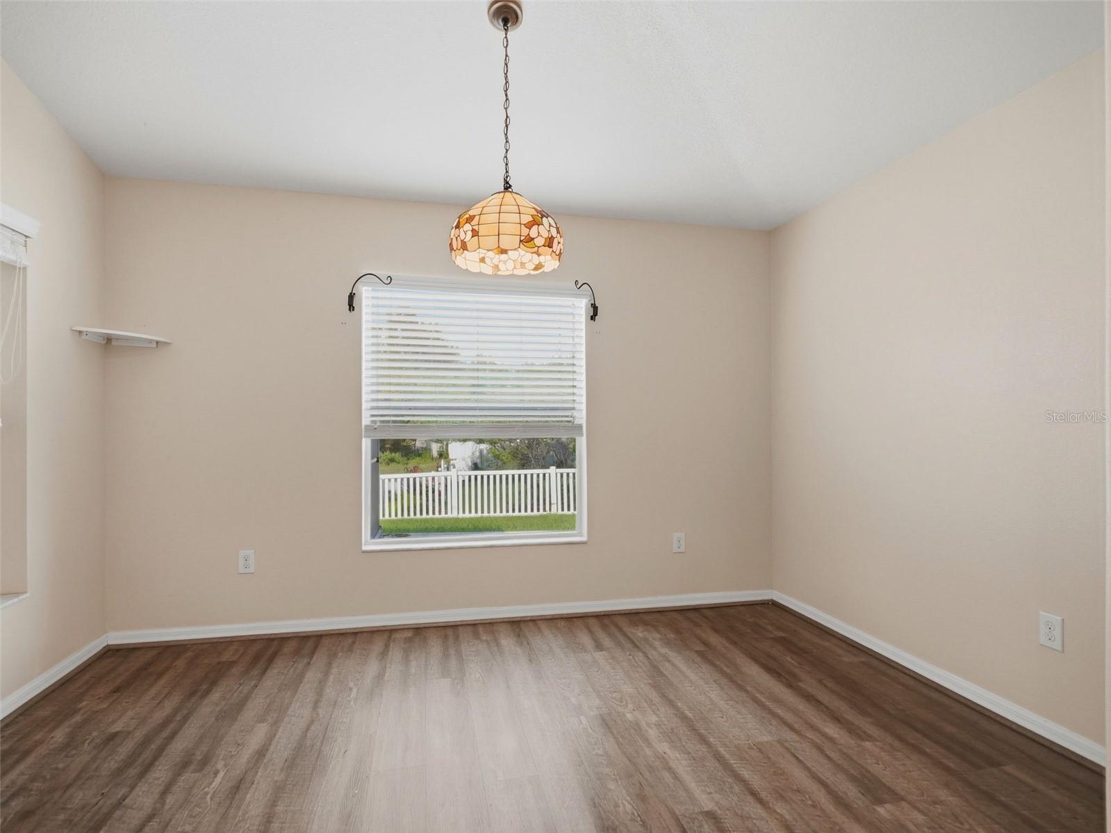 10155 BANKSTON DR — photo 10