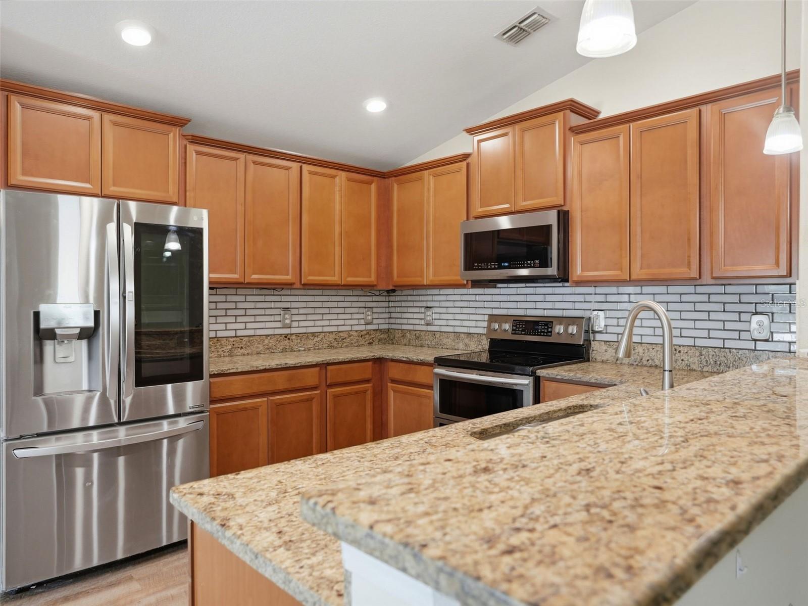 10155 BANKSTON DR — photo 8