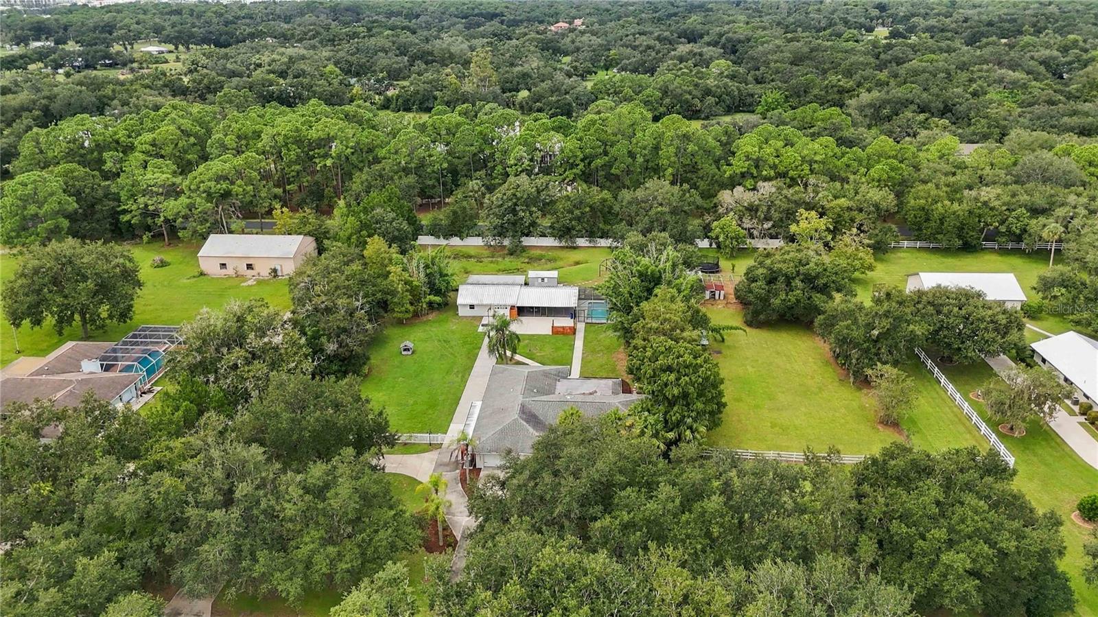 7402 CASTLE DR — photo 54