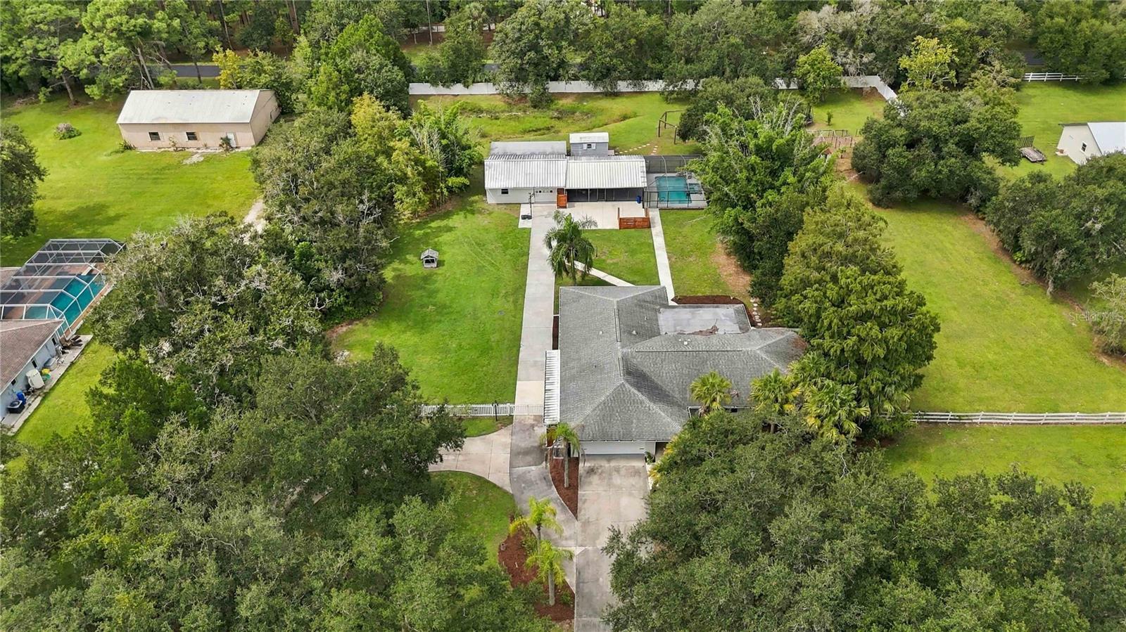 7402 CASTLE DR — photo 57