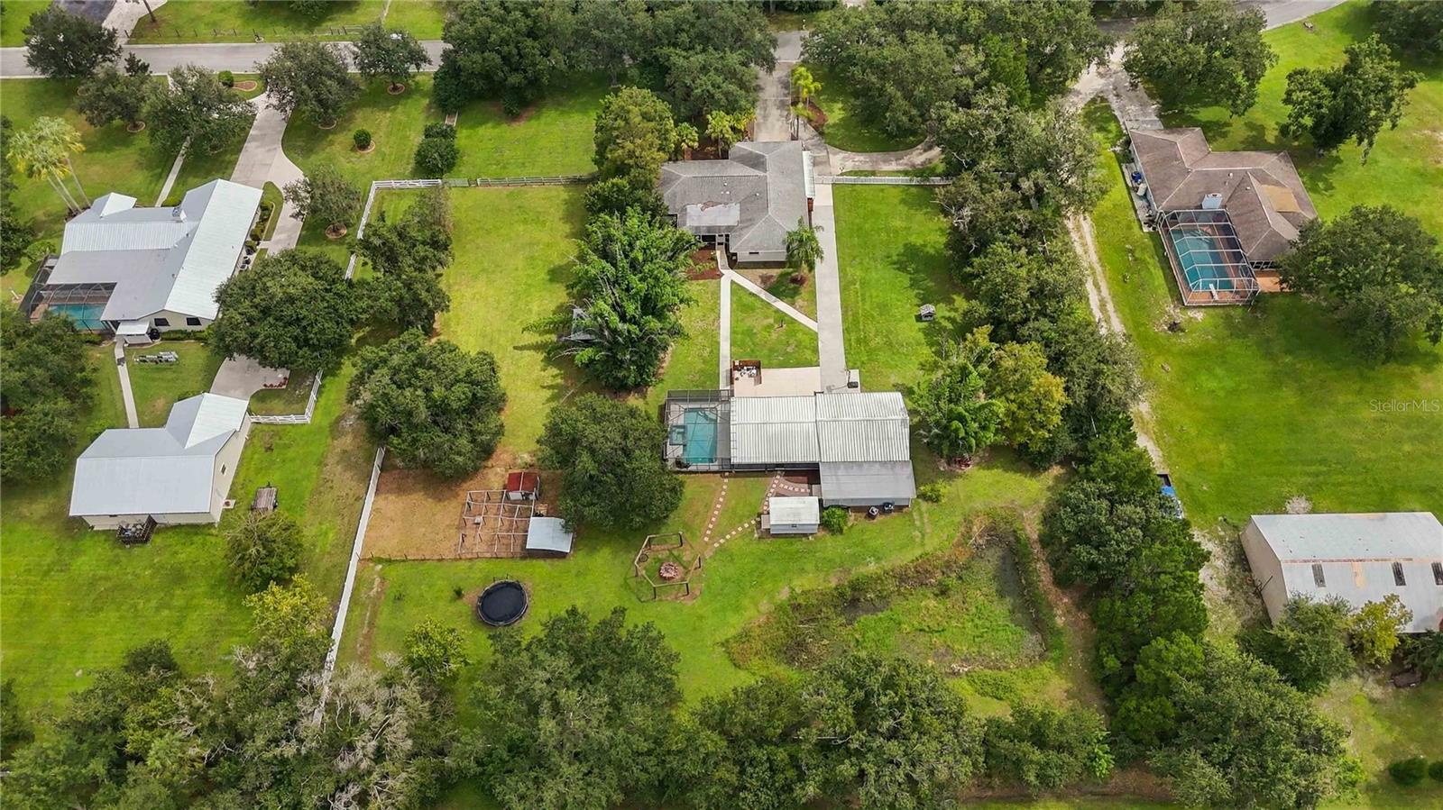 7402 CASTLE DR — photo 60
