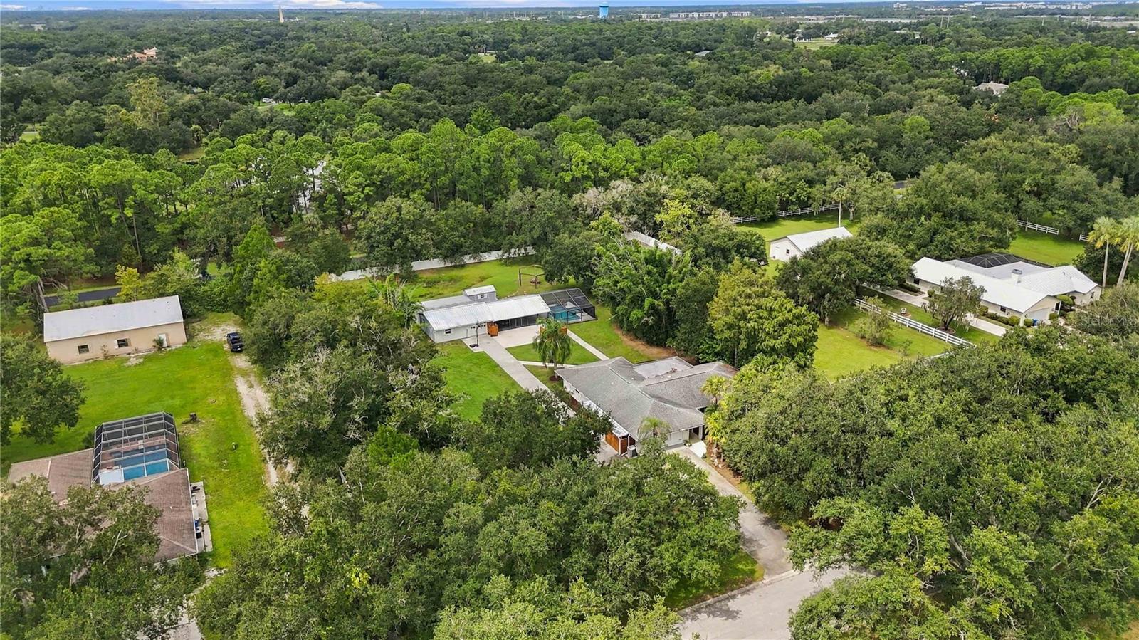 7402 CASTLE DR — photo 56
