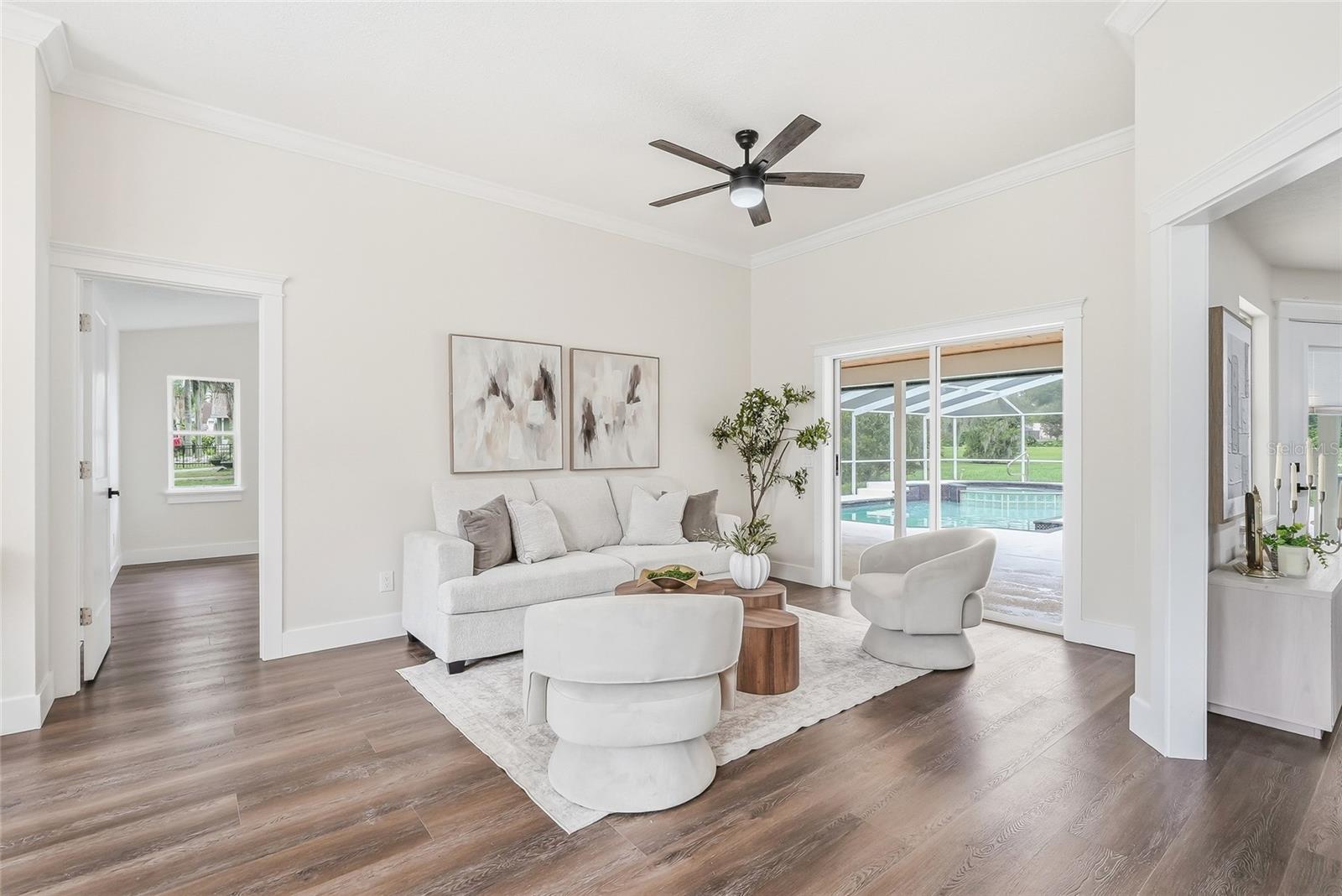 2602 S MILLER RD — photo 9