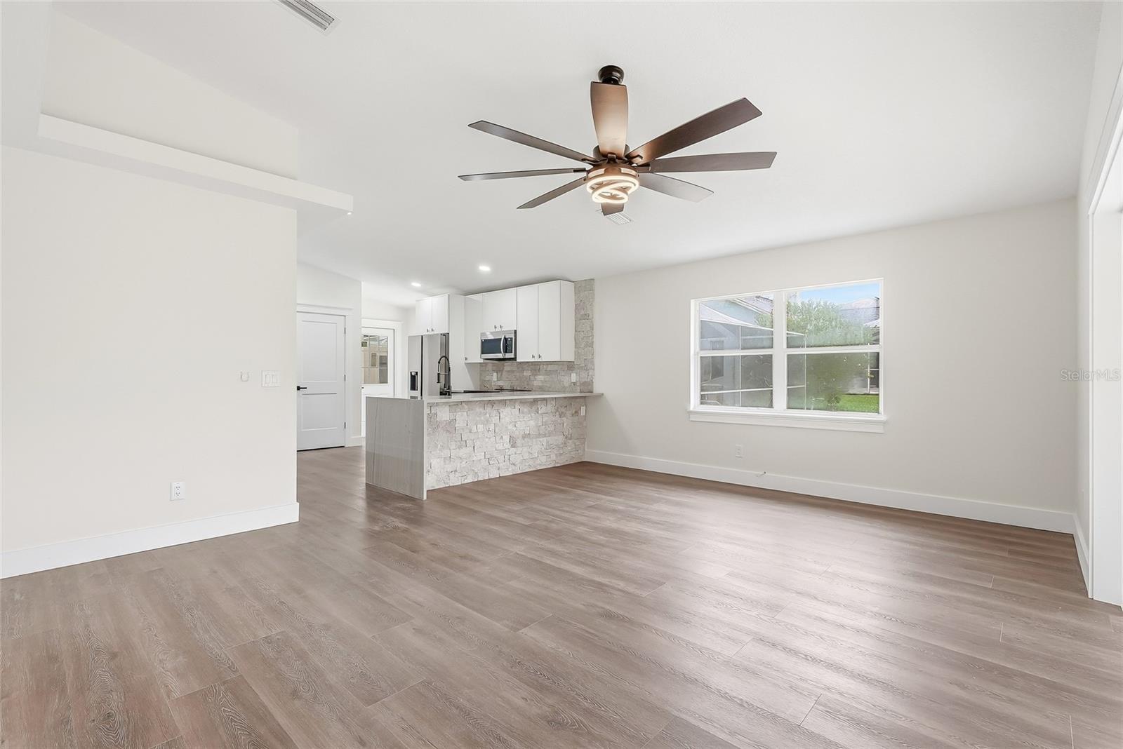 2602 S MILLER RD — photo 55