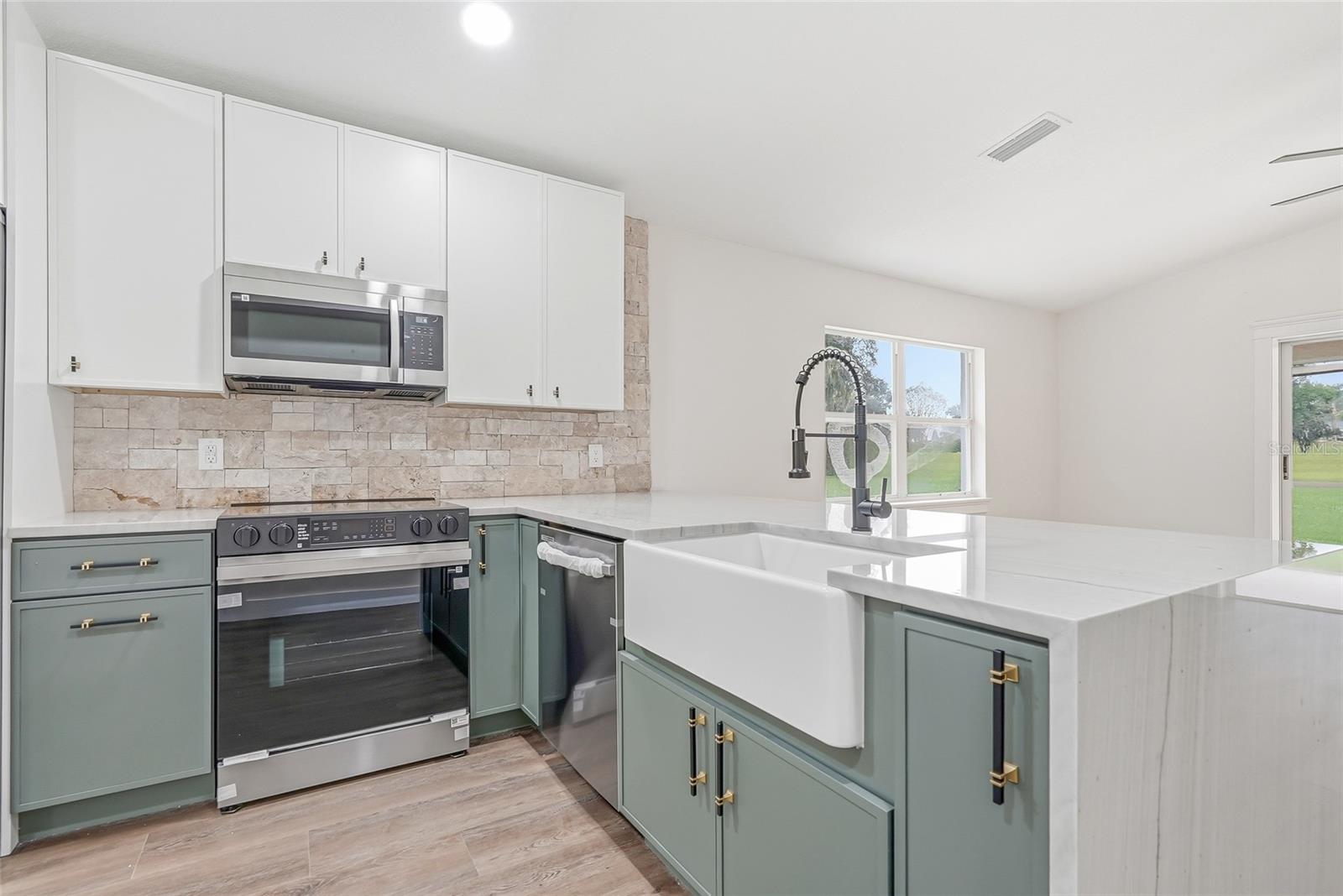 2602 S MILLER RD — photo 47