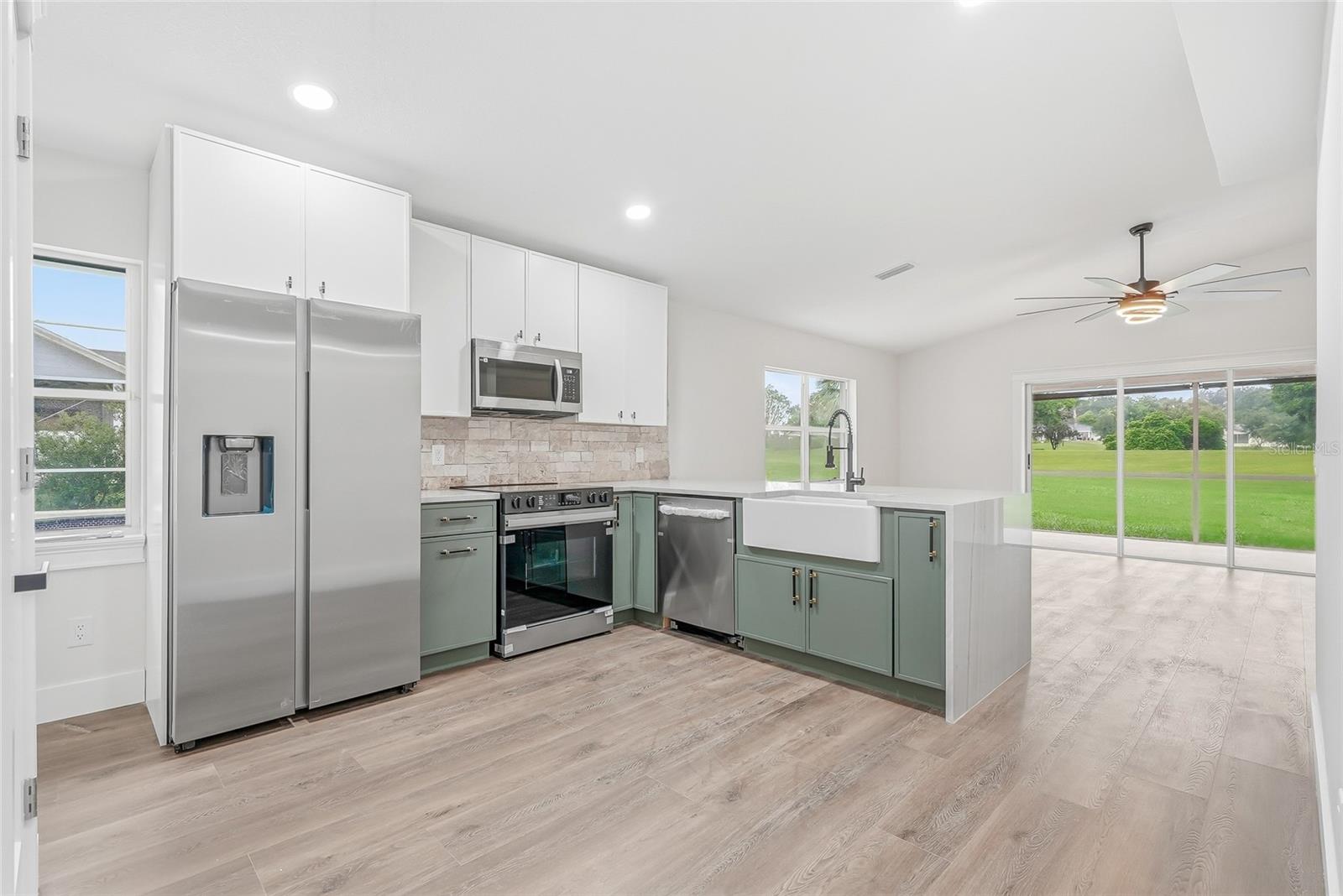 2602 S MILLER RD — photo 45