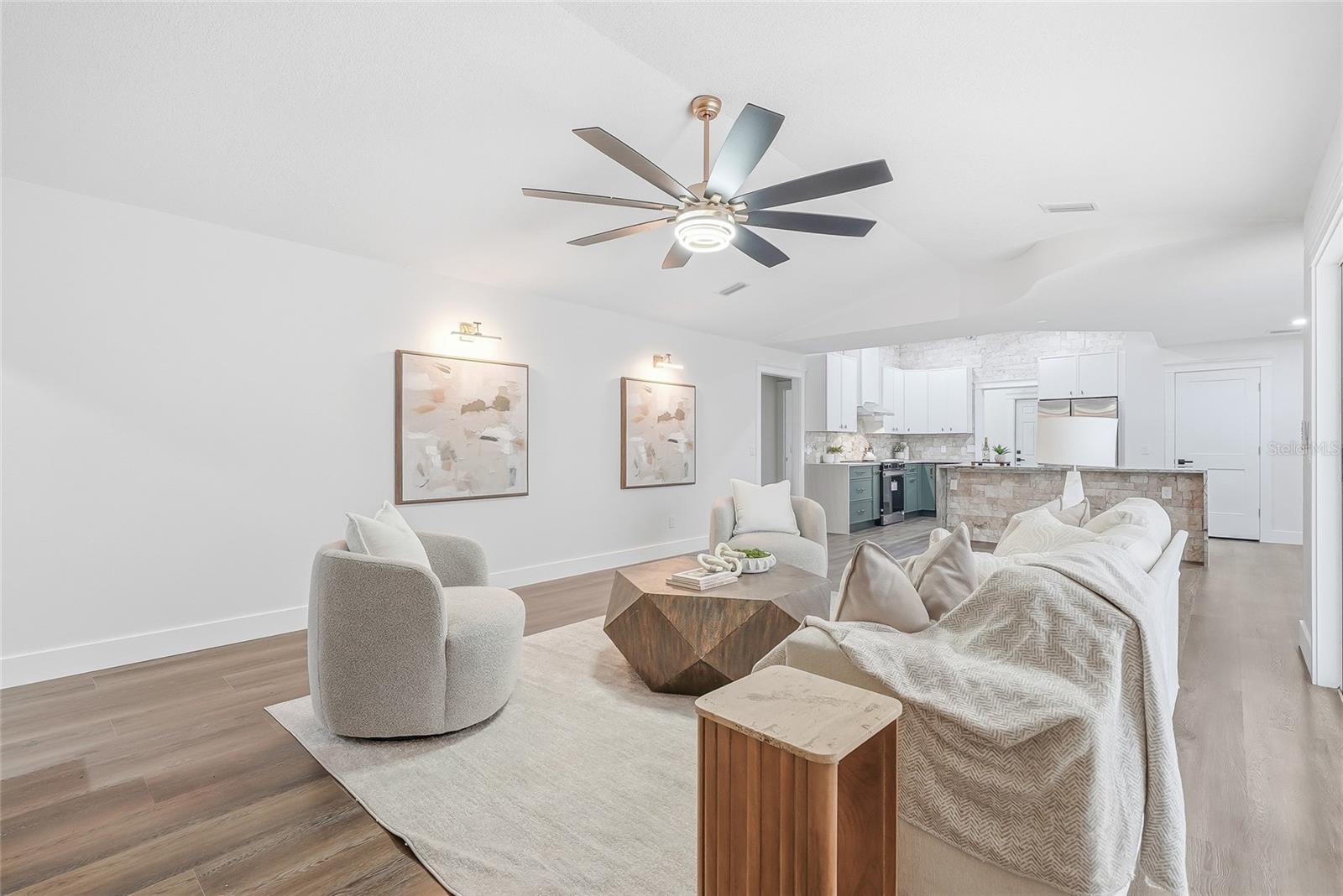 2602 S MILLER RD — photo 24