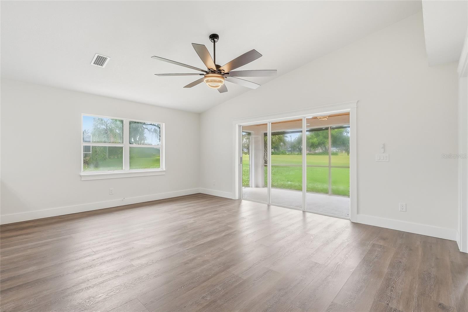 2602 S MILLER RD — photo 54
