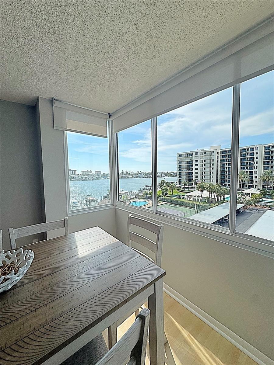 660 ISLAND WAY #502 — photo 3