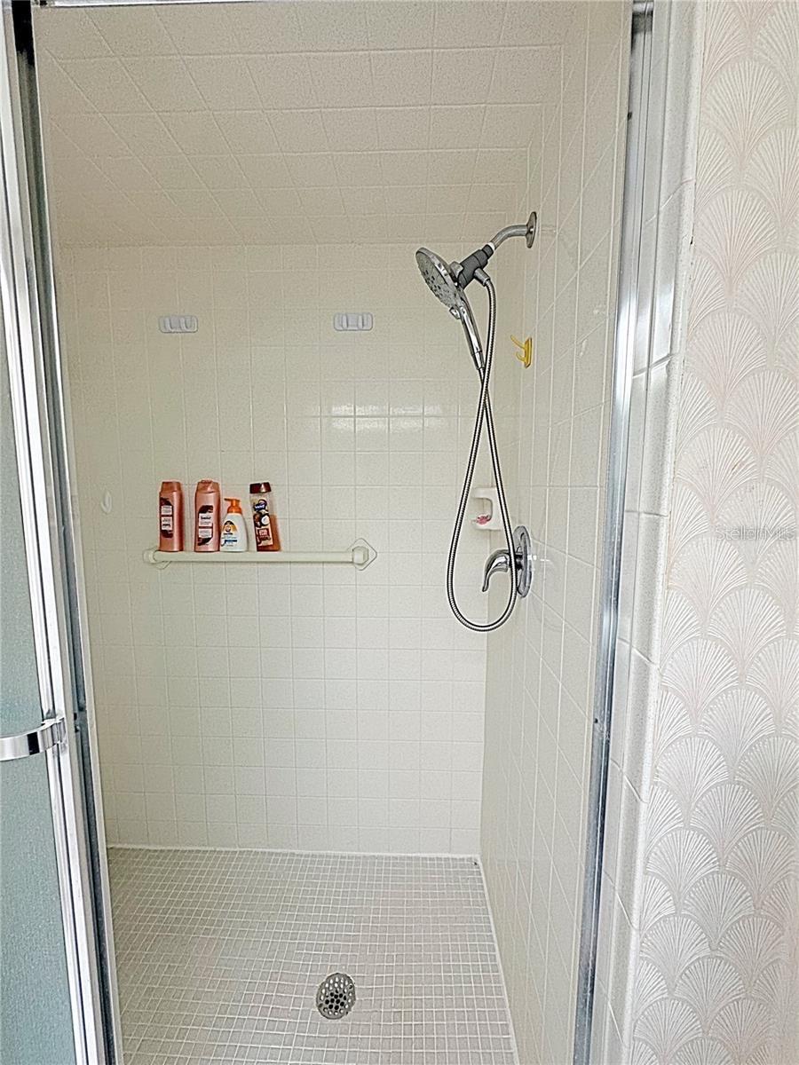 660 ISLAND WAY #502 — photo 27