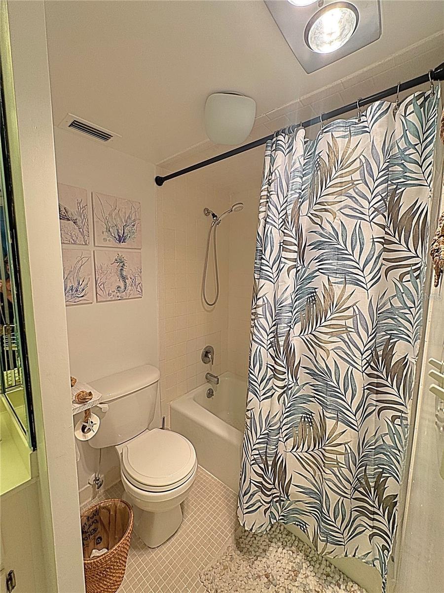 660 ISLAND WAY #502 — photo 36