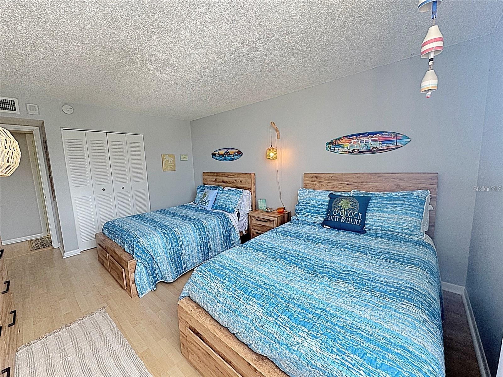 660 ISLAND WAY #502 — photo 30
