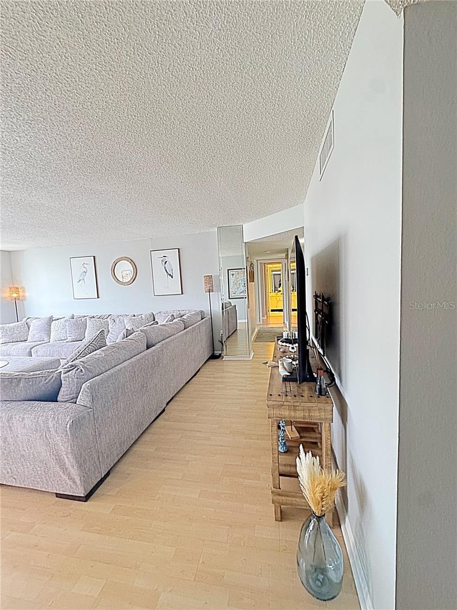 660 ISLAND WAY #502 — photo 25