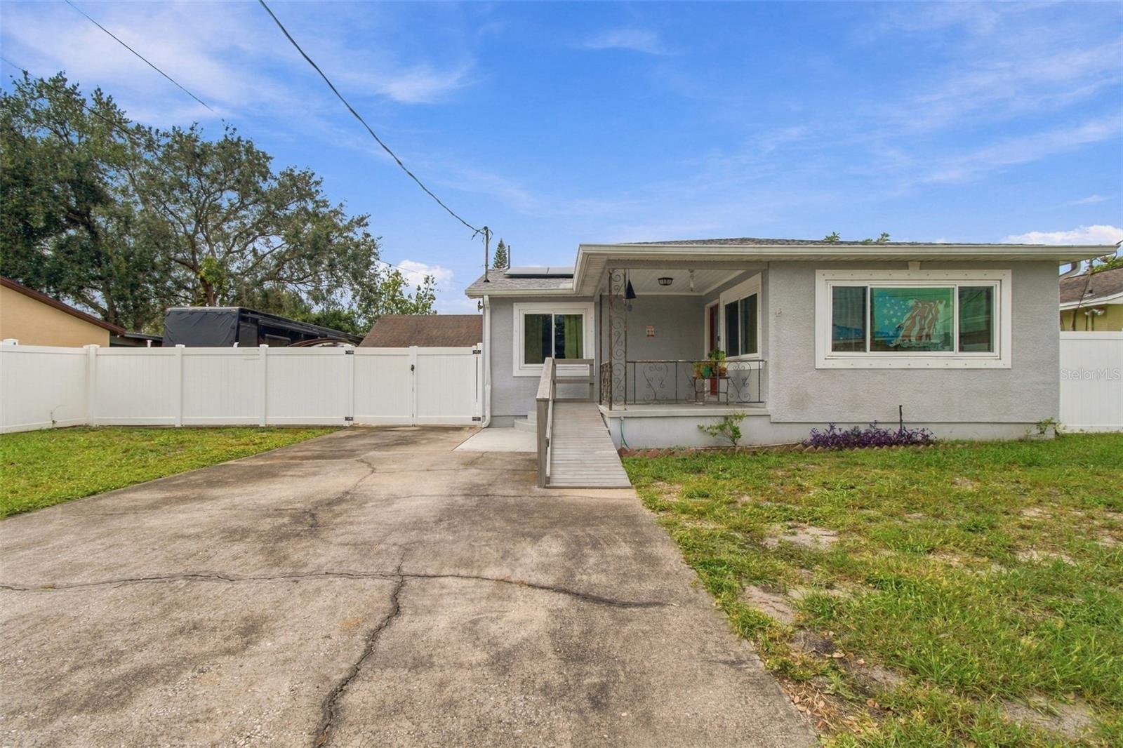 2908 W ARCH ST — photo 2