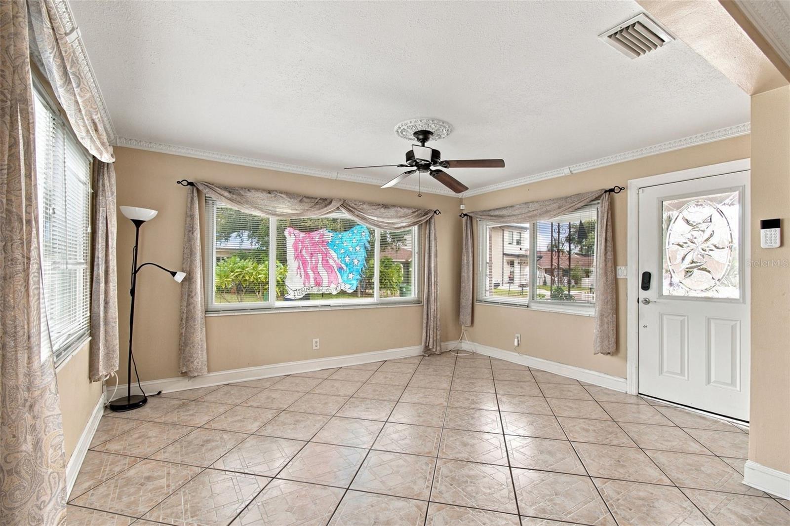 2908 W ARCH ST — photo 11