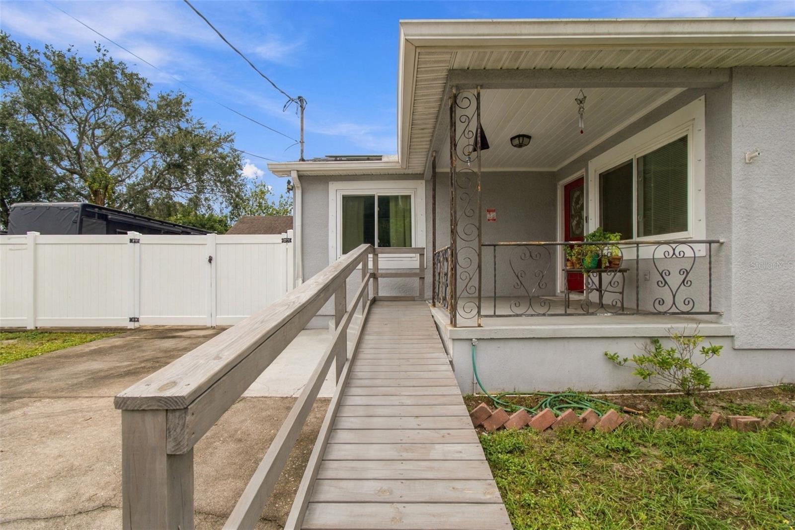 2908 W ARCH ST — photo 4