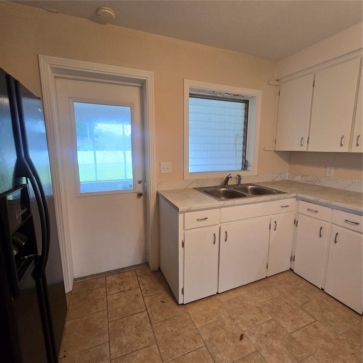 1803 W GRANFIELD AVE — photo 6