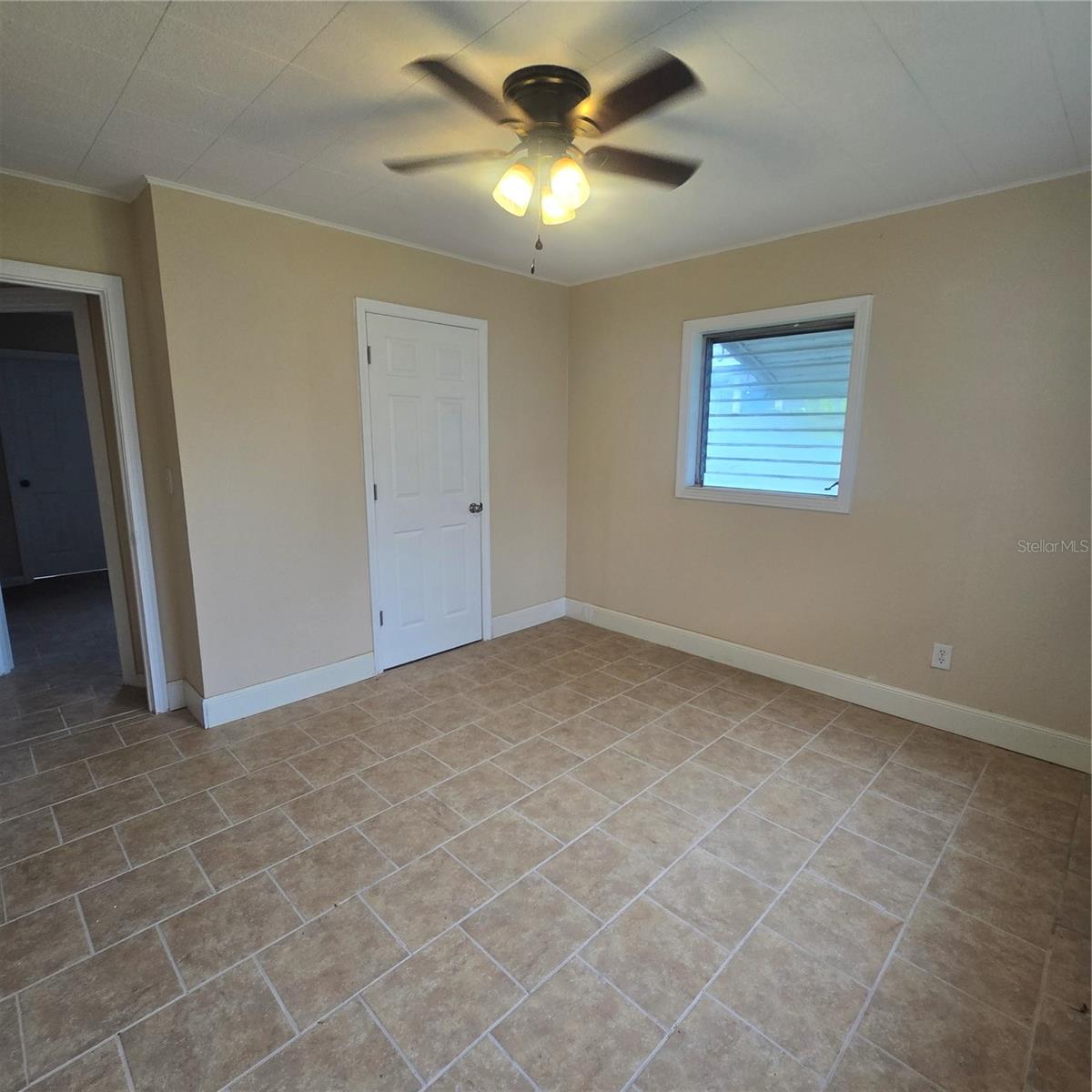 1803 W GRANFIELD AVE — photo 7