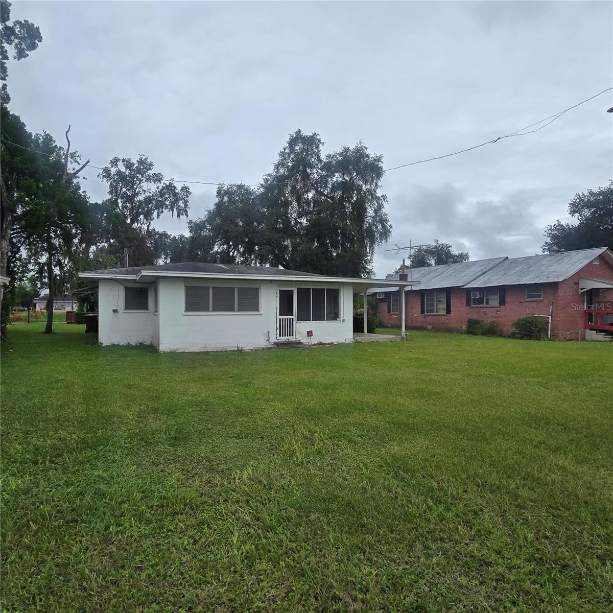 1803 W GRANFIELD AVE — photo 13