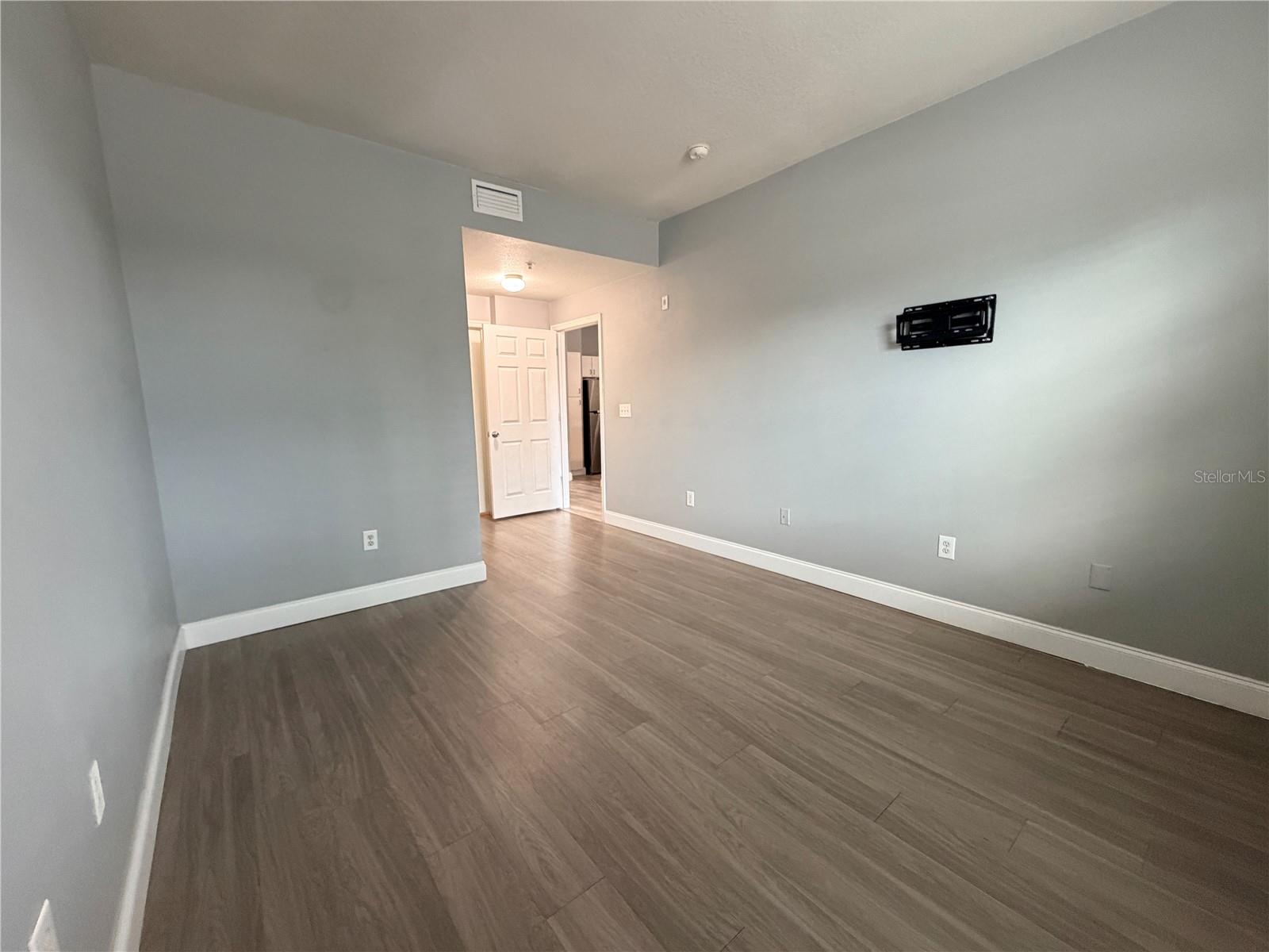 1910 E PALM AVE #8106 — photo 19