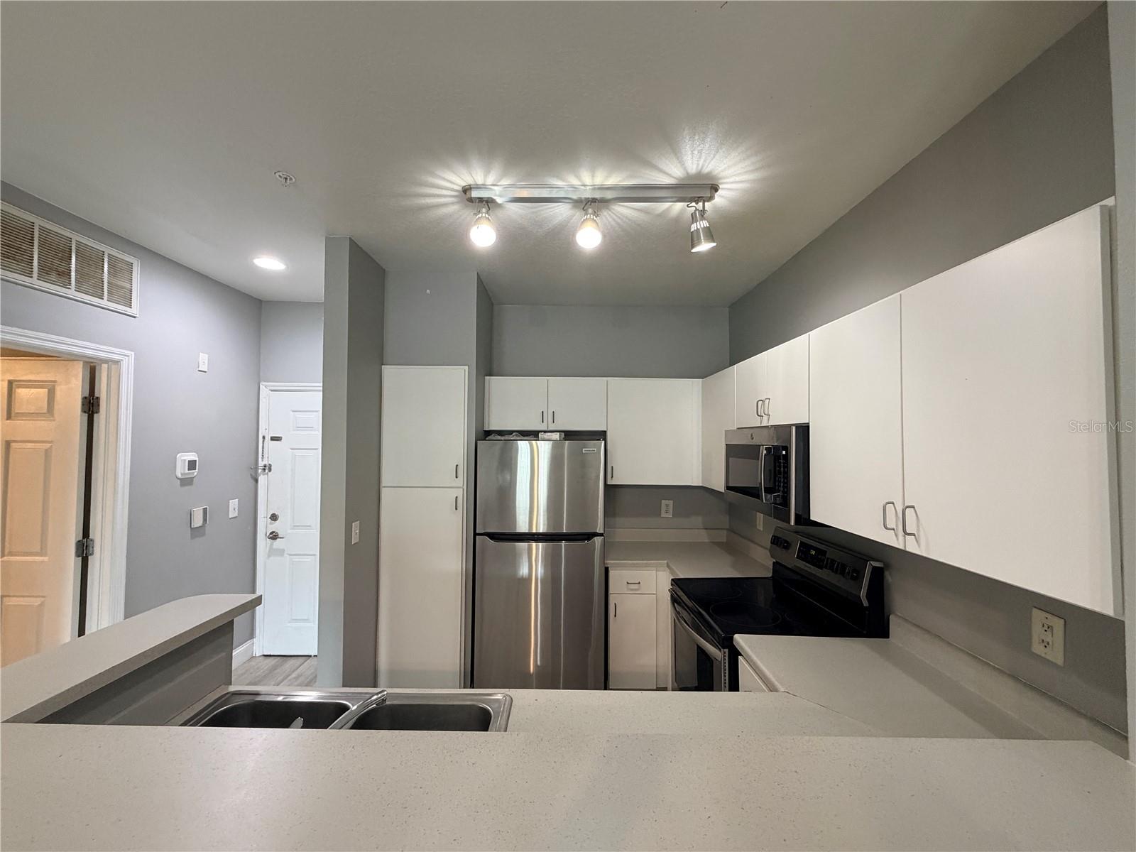 1910 E PALM AVE #8106 — photo 13