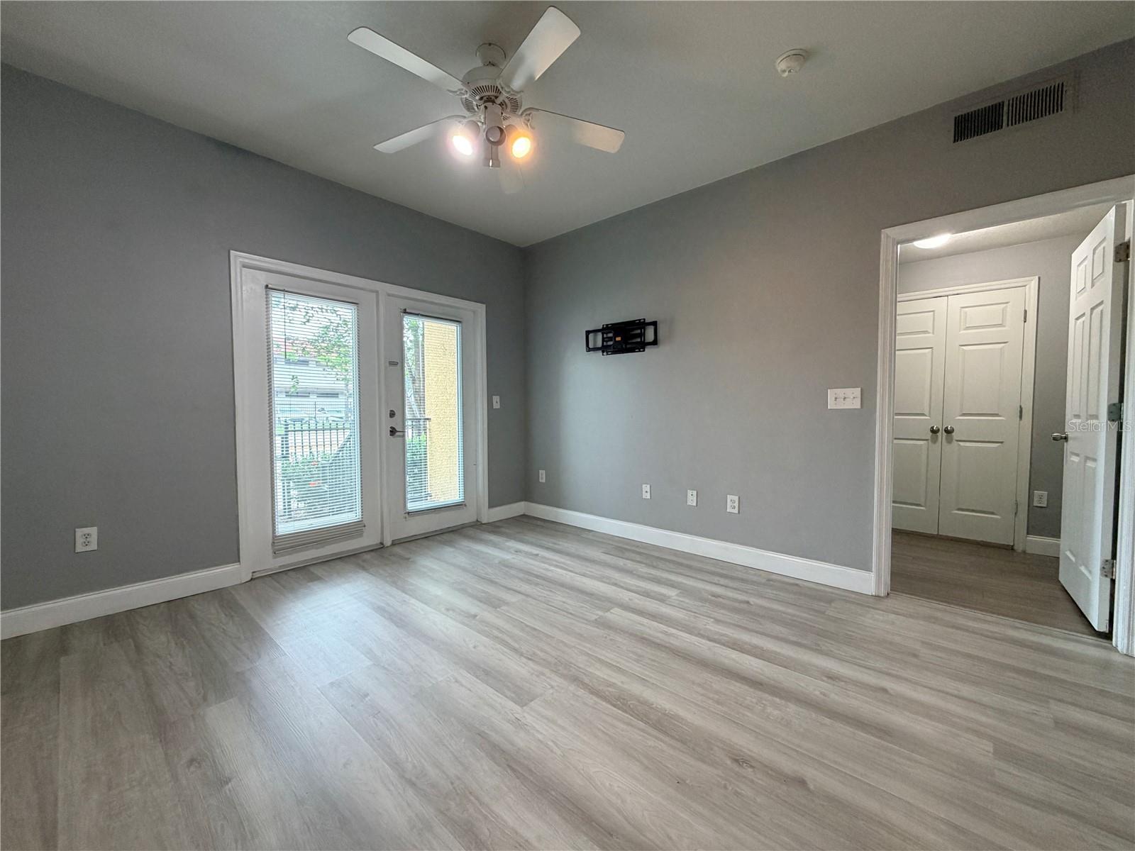 1910 E PALM AVE #8106 — photo 8