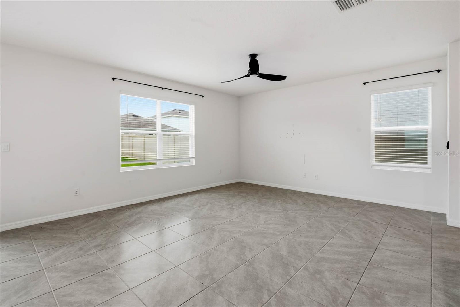 5674 BANBURY RIDGE RUN — photo 12