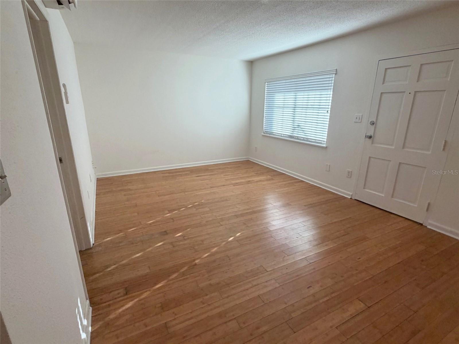3119 W DE LEON ST #11 — photo 5