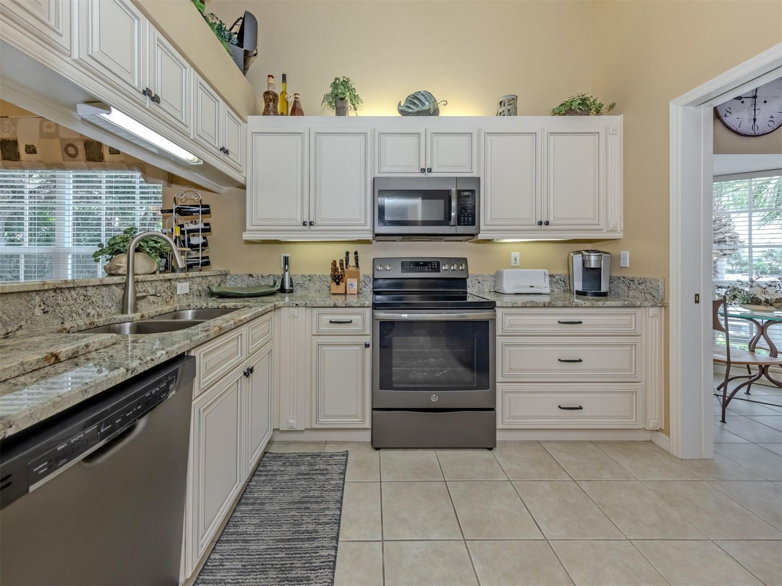 316 CLEARBROOK CIR #204 — photo 14