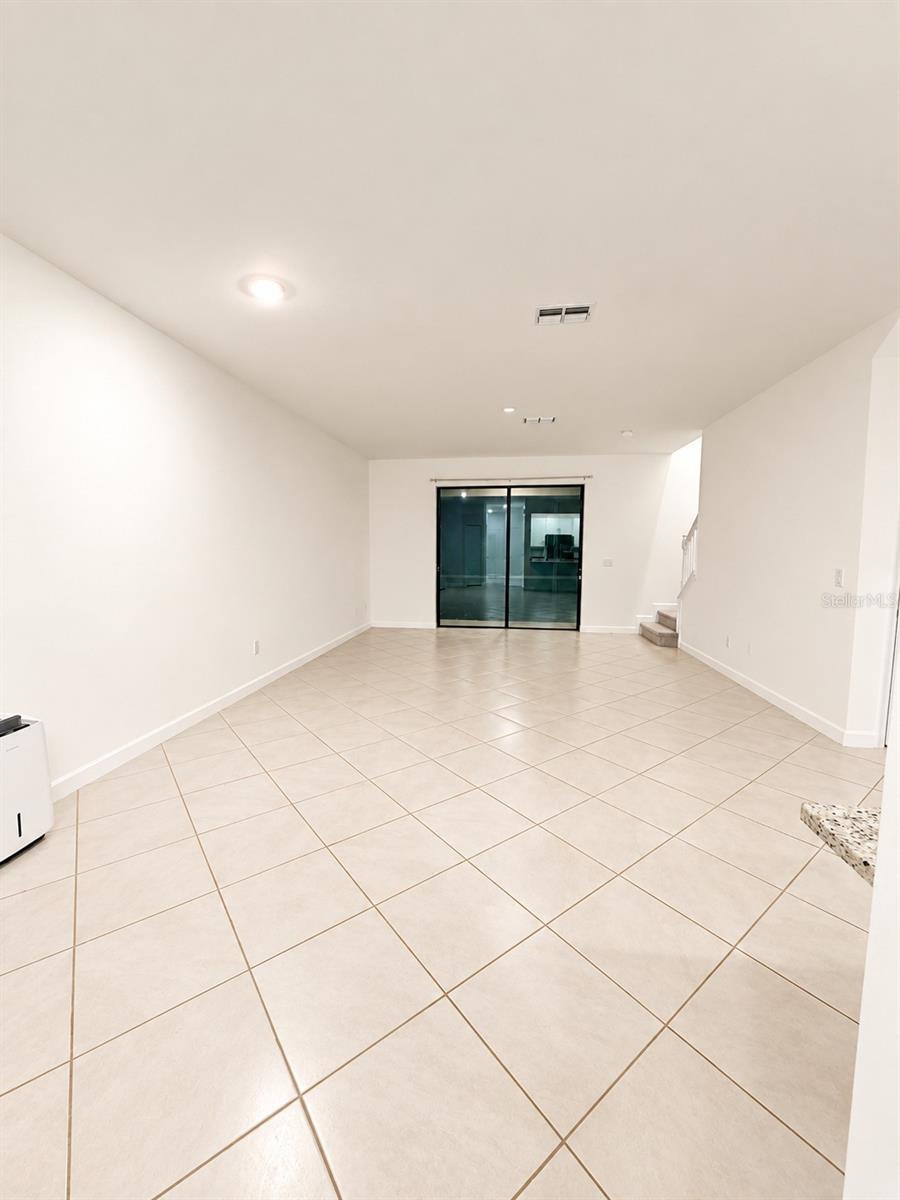 15263 SUNNY DAY DR — photo 2