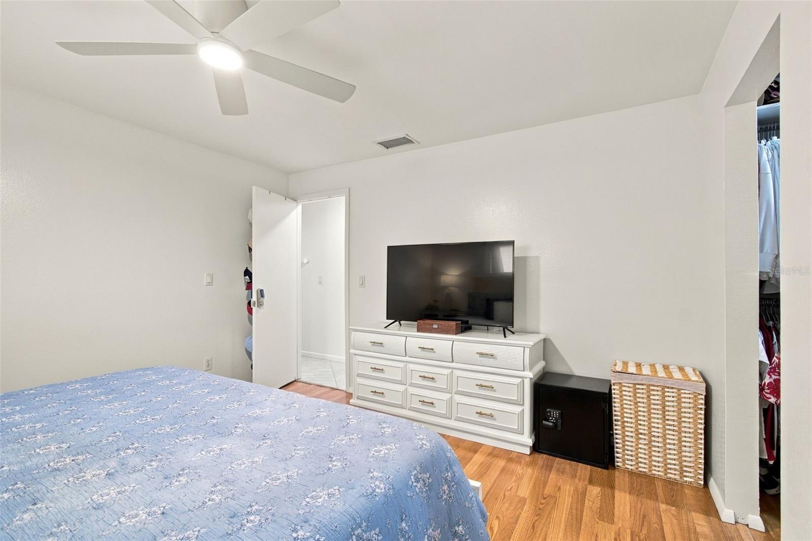 14304 91ST AVE — photo 36