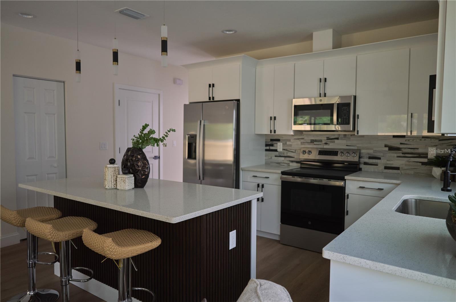 3612 N GARRISON ST — photo 9