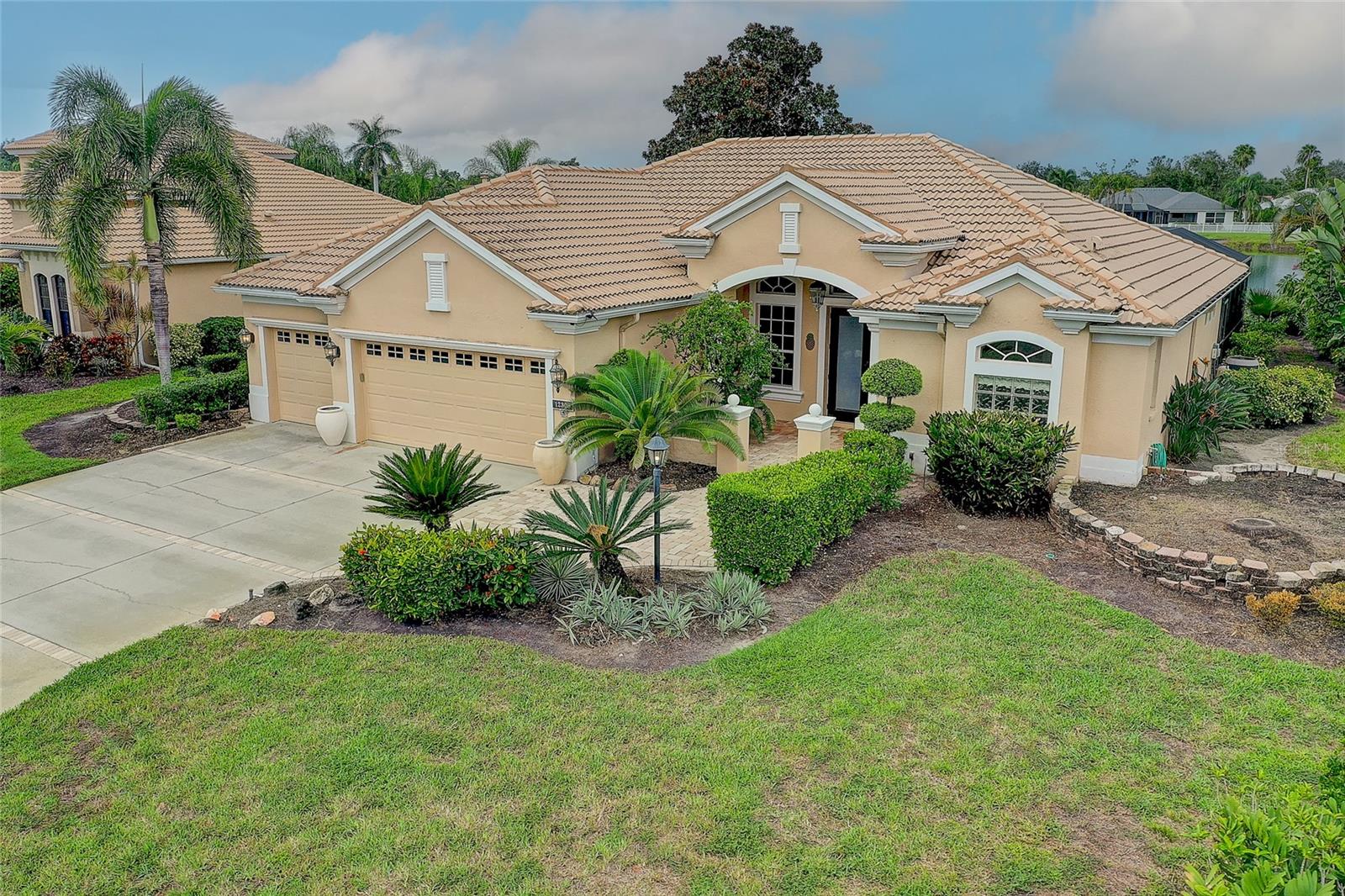 12306 GREENBRIER WAY — photo 54