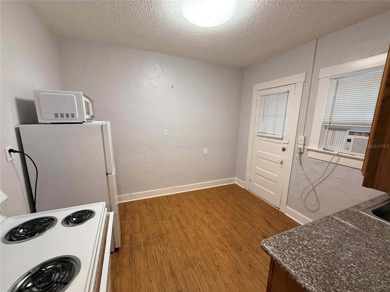308 GROVE ST N #205 — photo 17