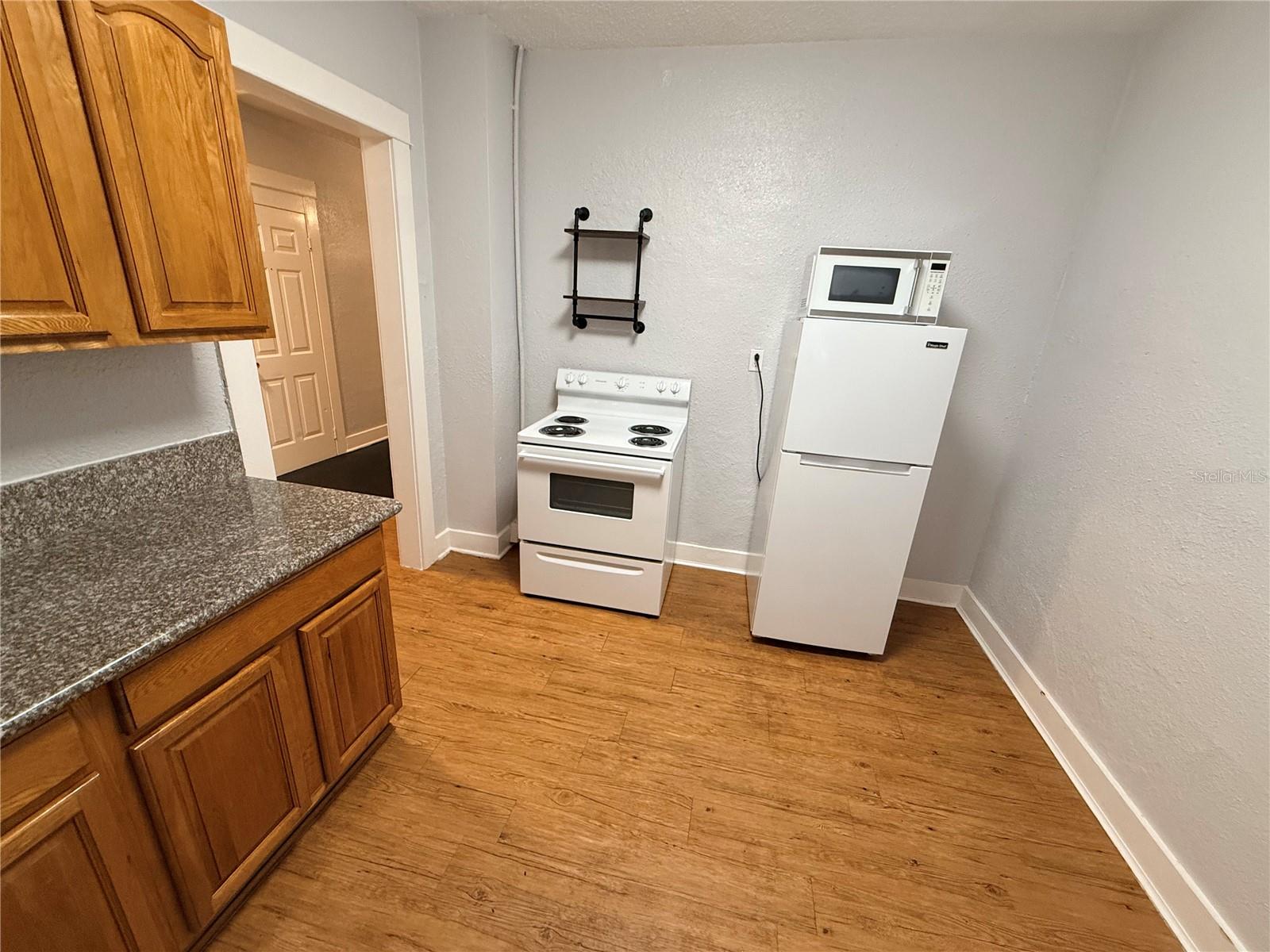 308 GROVE ST N #205 — photo 20